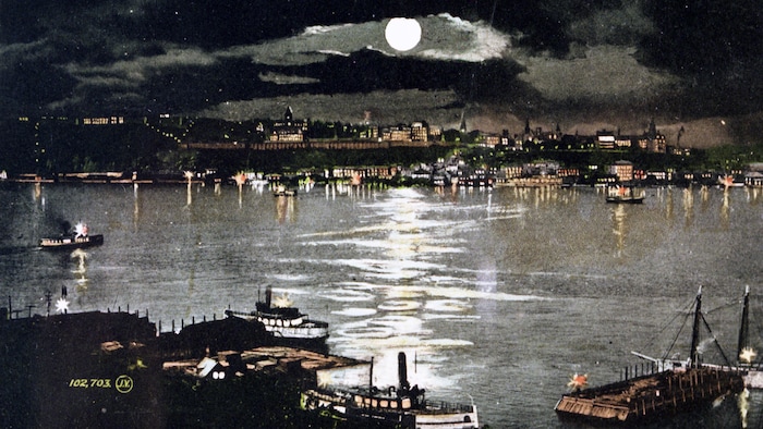 Un Québec aux allures de carte postale, durant la nuit.