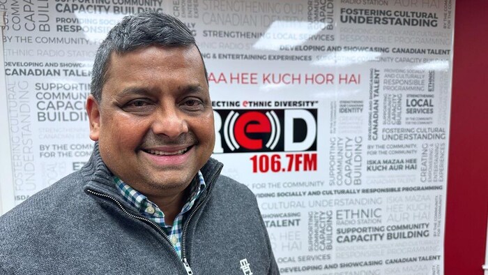 Jayanta Chowdhury, le responsable de la station radio RED FM 106,7FM à Calgary.