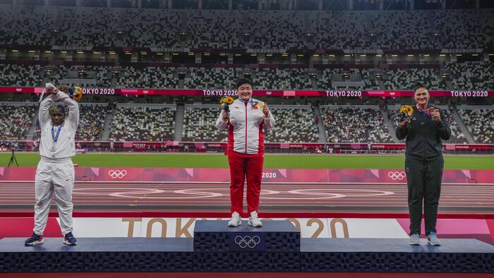 JO de Tokyo : les athlètes devront mettre leur médaille autour du