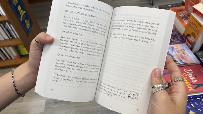 Deux pages du livre Remercions. 