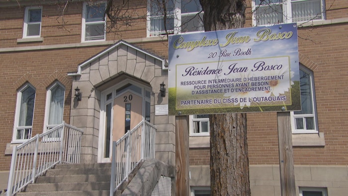 L'affiche de la résidence Jean Bosco à Gatineau.