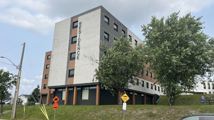 Rentrée 2025 : les résidences du Cégep et de l’UQAT affichent complet ...