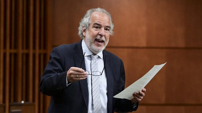 Rhéal Éloi Fortin prend la parole à la Chambre des communes.