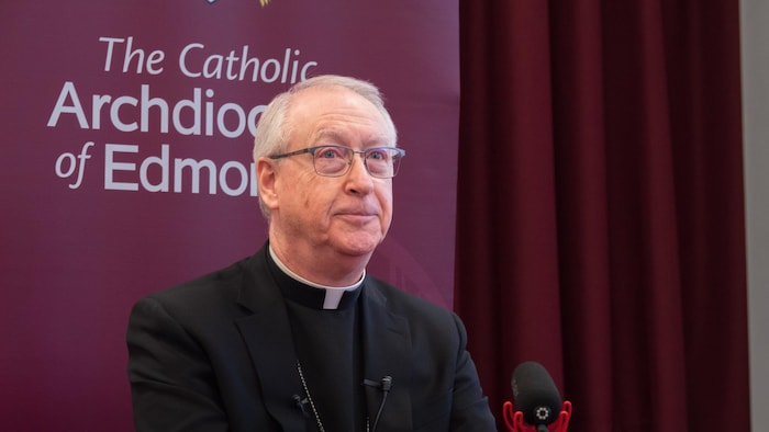 L'archevêque Richard Smith. 