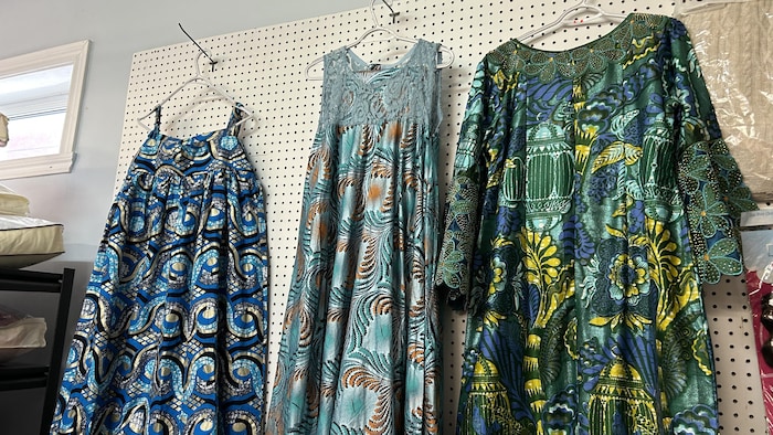 Des robes africaines.