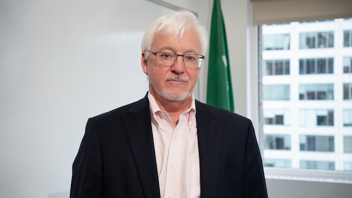 Portrait de Ronald Caza.