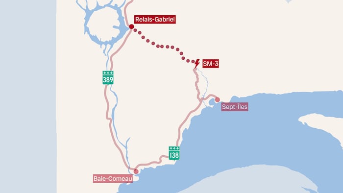 Une carte géographique illustrant le projet de route entre Sept-Îles et Relais-Gabriel.