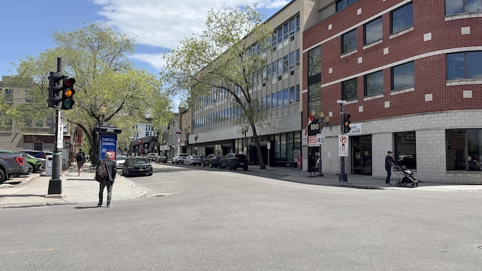 La rue Racine à Chicoutimi en été.