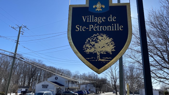 Le village de Sainte-Pétronille.