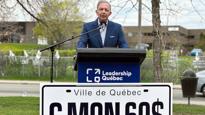Sam Hamad a offert un premier point de presse depuis qu'il s'est lancé à la mairie il y a un mois.