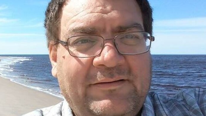 Portrait de Sean French.