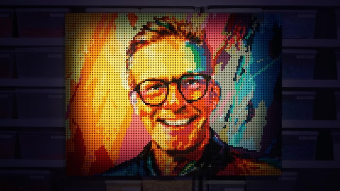 Le portrait de l’artiste Sean Kenney, sculpté entièrement en Lego. 
