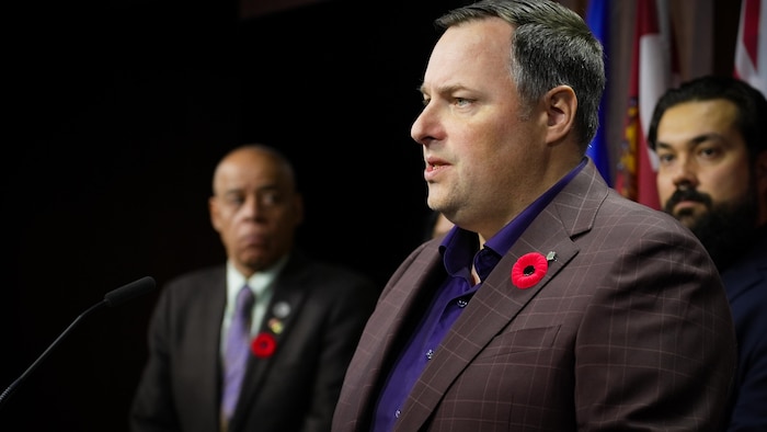 Les fonctionnaires fédéraux devront augmenter leur présence au bureau ...