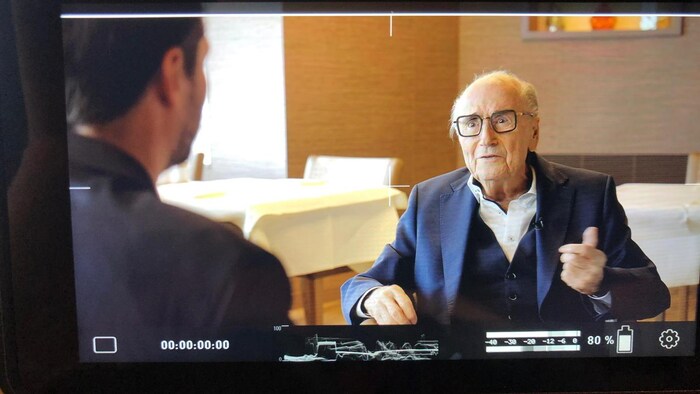 Sepp Blatter devant la caméra de Radio-Canada