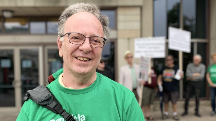 Portrait de Serge Bernier.