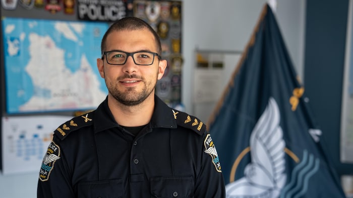 Portrait du policier. 