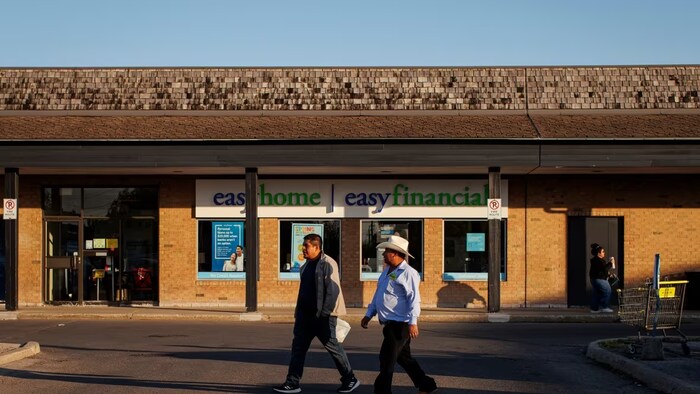 Migrant farmer workers shop at the Simcoe Town Centre mall, in Simcoe, Ont., on May 26. (Evan Mitsui/CBC)
