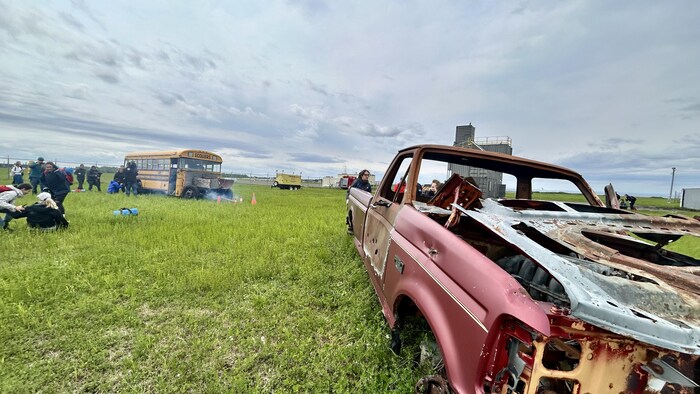 Une camionnette accidentée.