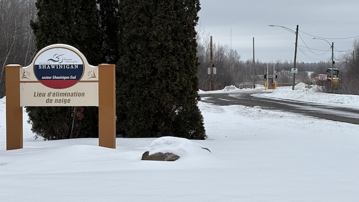 L'affiche d'un site de dépôt de neige.