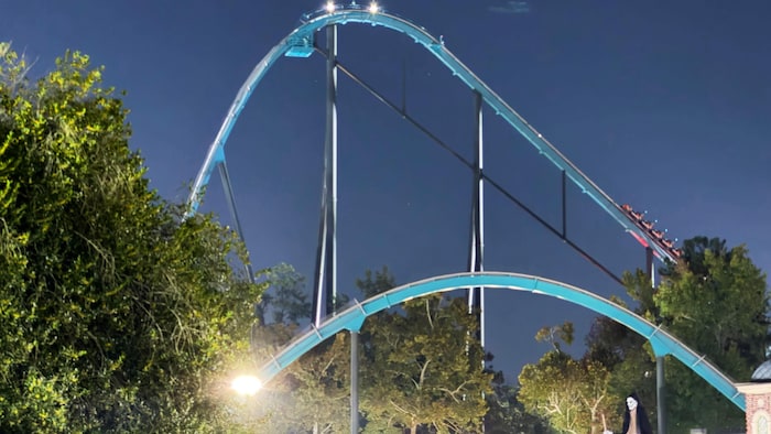 Une montagne russe du parc d'attractions Six Flags Over Georgia.