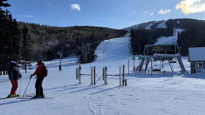 Un centre de ski.