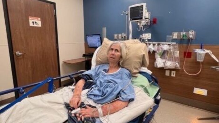 Bien que les médecins de Moose Jaw aient recommandé à Susie Silvestri de se faire poser une sonde d'alimentation, l'opération n'a pas pu être pratiquée au Canada, car sa compagnie d'assurance refusait de la prendre en charge.
