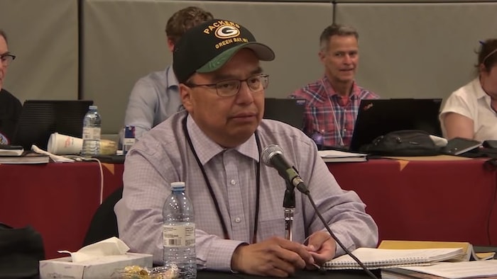 Michael Yellowback, chef de la Première Nation crie de Manto Sipi.