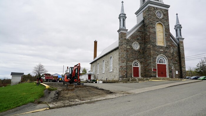 L'activité de dépavage de Saint-Simon-de-Rimouski.