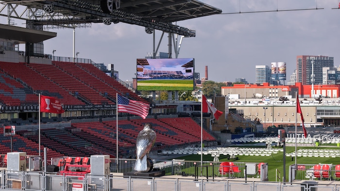 Les travaux de construction de la première phase en cours au Stade BMO en vue de la Coupe du monde de la FIFA 2026.