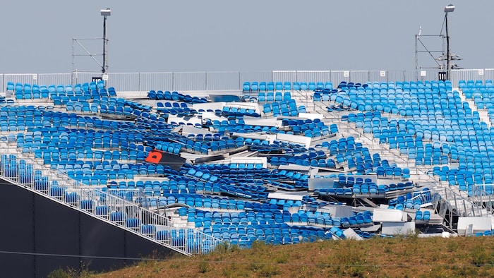 Des gradins effondrés au Stade Rogers de Toronto, le 3 septembre 2026.