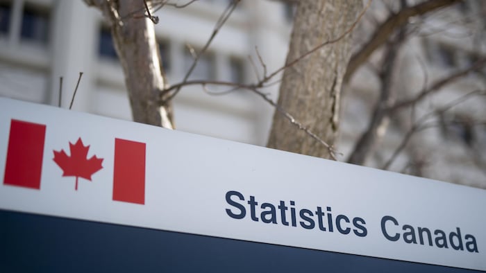 Panneau d'un bureau de Statistique Canada.