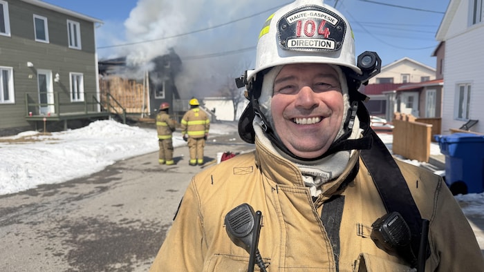 Le directeur du service incendie de Sainte-Anne-des-Monts, Steve Dumont