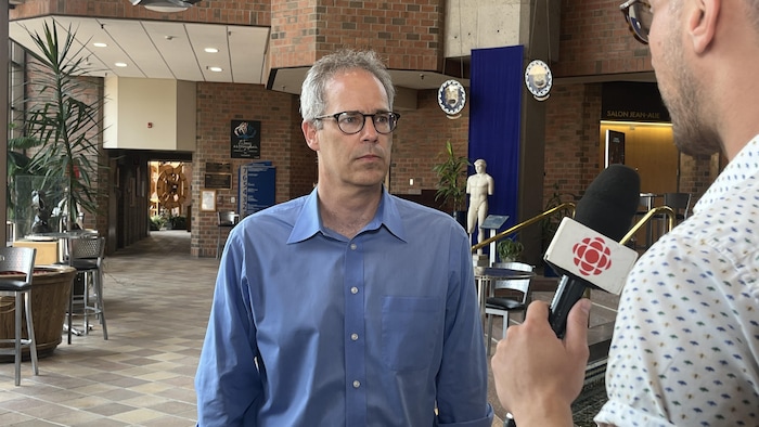 Le conseiller municipal du district de Hull-Wright, Steve Moran, en entrevue avec Radio-Canada.