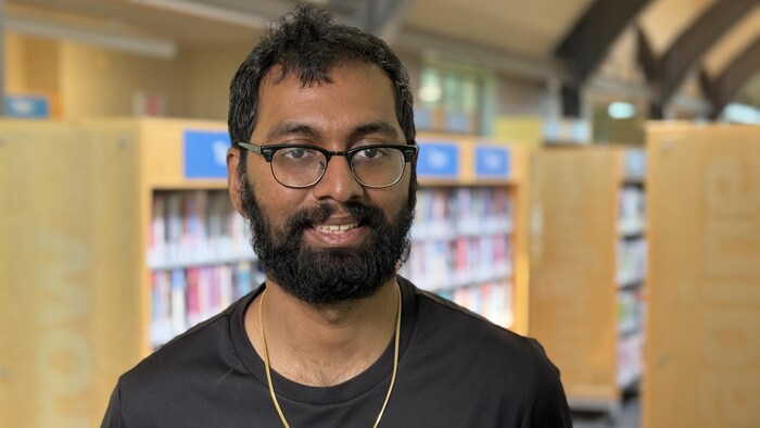 Find the summer job, mission is impossible? star-news.press/wp In a library in Thivian Varnacumaara.