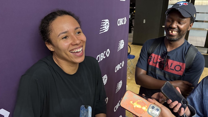 Tima Pouye en entrevue après l'entraînement du Tempo à Toronto, le 7 juillet 2026.