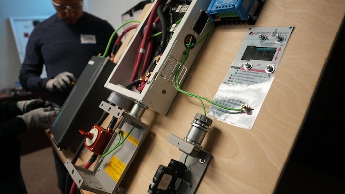 Un panneau de transformateur d'électricité solaire.