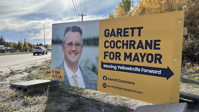 Une affiche électorale de Garett Cochrane