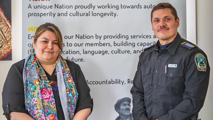 Tommy Robichaud Condo et la cheffe naskapie Louise Nattawappio