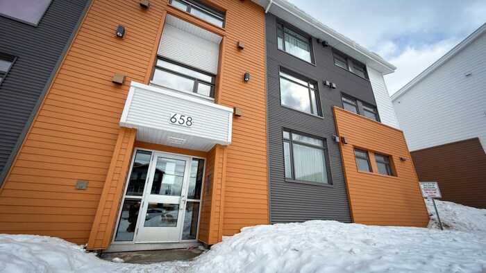 Un appartement à logements de la rue Brochu.