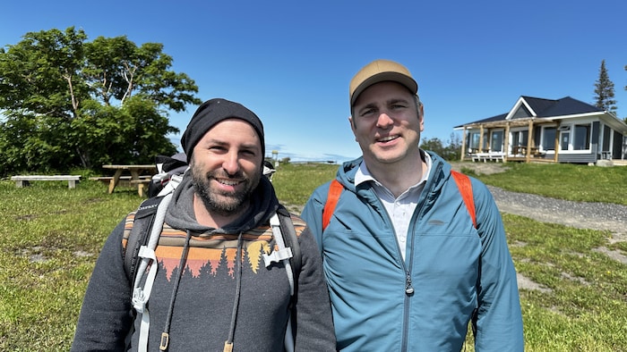 Rémi Barrette and François Durocher, two citizens of Gatineau who smile.