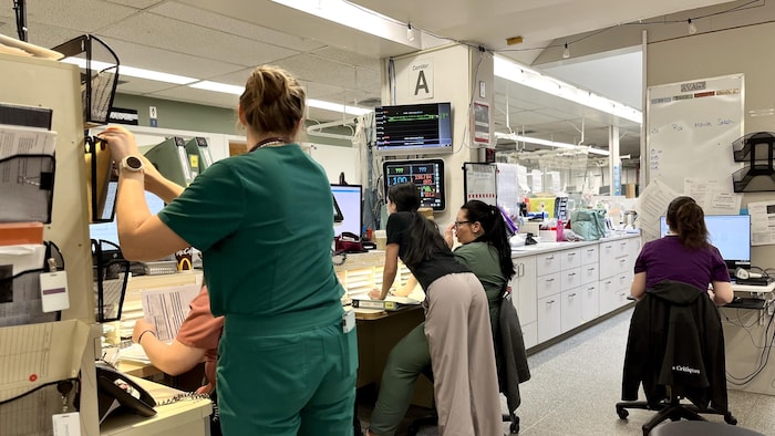 Poste d'infirmières à l'hôpital.