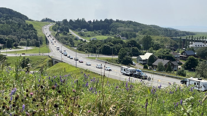 Du trafic sur la route 132 à Notre-Dame-des-Neiges.