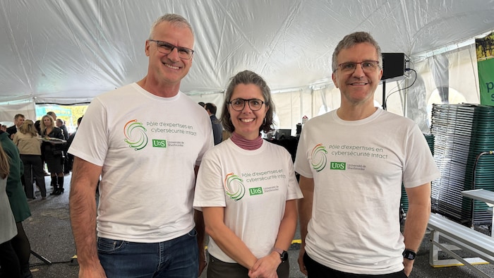 Marc Frappier, directeur scientifique, Danièle Normandin, directrice administrative, et Pierre-Martin Tardif, codirecteur de la plate-forme Pôle d’expertises en cybersécurité Intact.