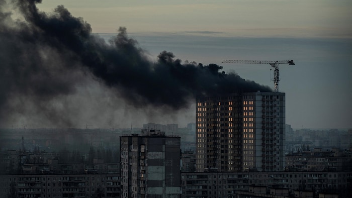 Vastes Frappes Russes Sur L’Ukraine : Au Moins 30 Morts Et 160 Blessés ...