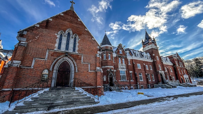 L'Université Bishop's sous la neige.