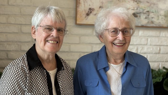 Portrait de sœur Yvette et sœur Huguette.
