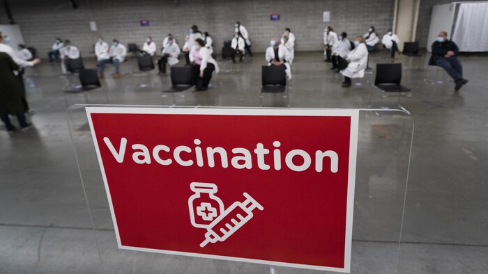 Les agents de sécurité demandent à être vaccinés en priorité, Coronavirus  : la situation en Ontario