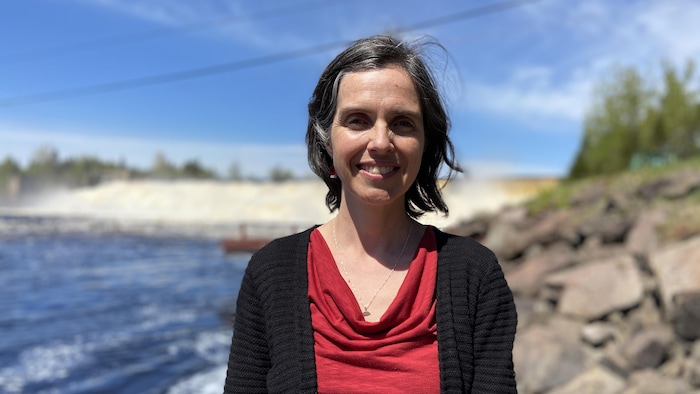 Véronique Bussières.