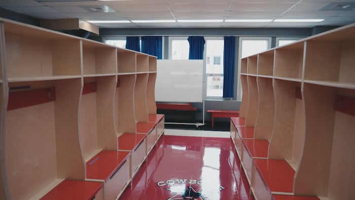 Le vestiaire des Cowboys de Paul-Le Jeune.