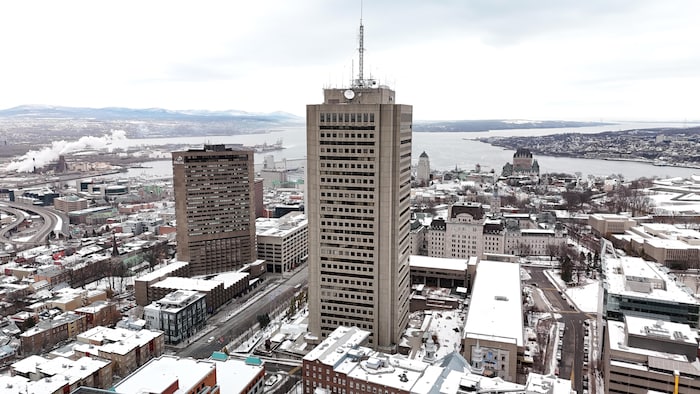 Jusqu’à 120 M$ pour des travaux critiques à l’édifice Marie-Guyart ...